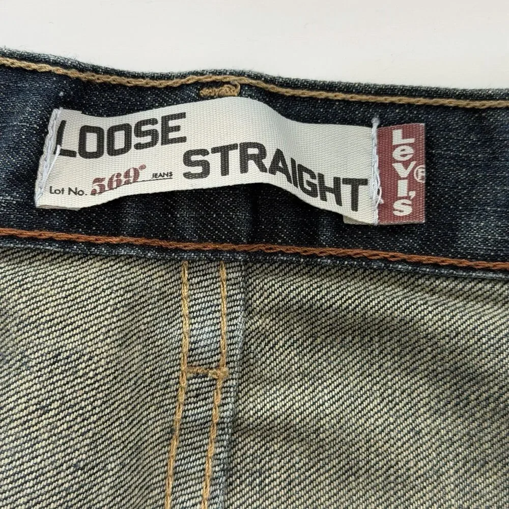 Levis 569 Loose Straight Denim Shorts Mens 42 Fade Wash Blue Jean Y2K 2010